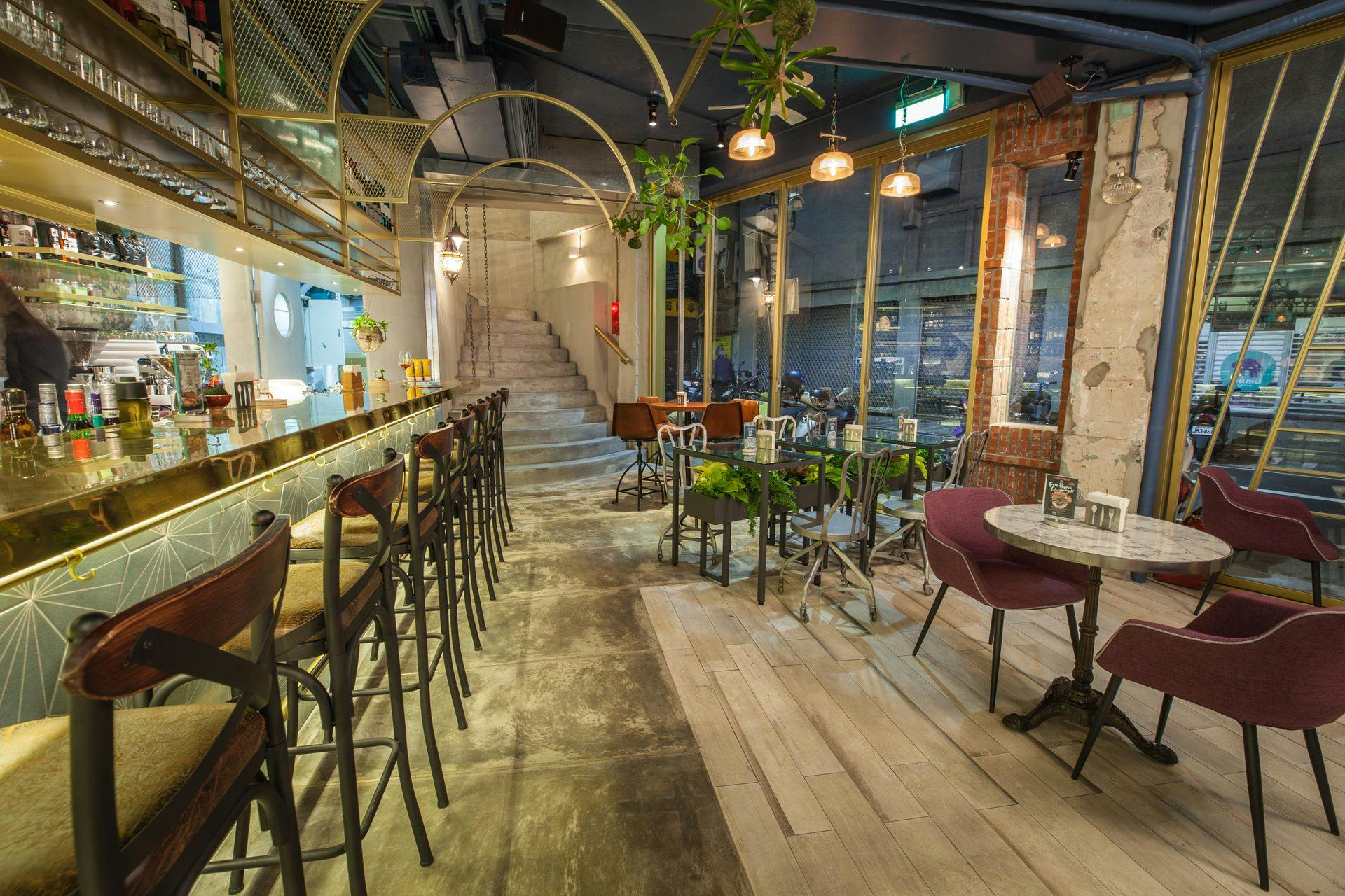 TOASTERiA CAFE Book Now! inline online bookings