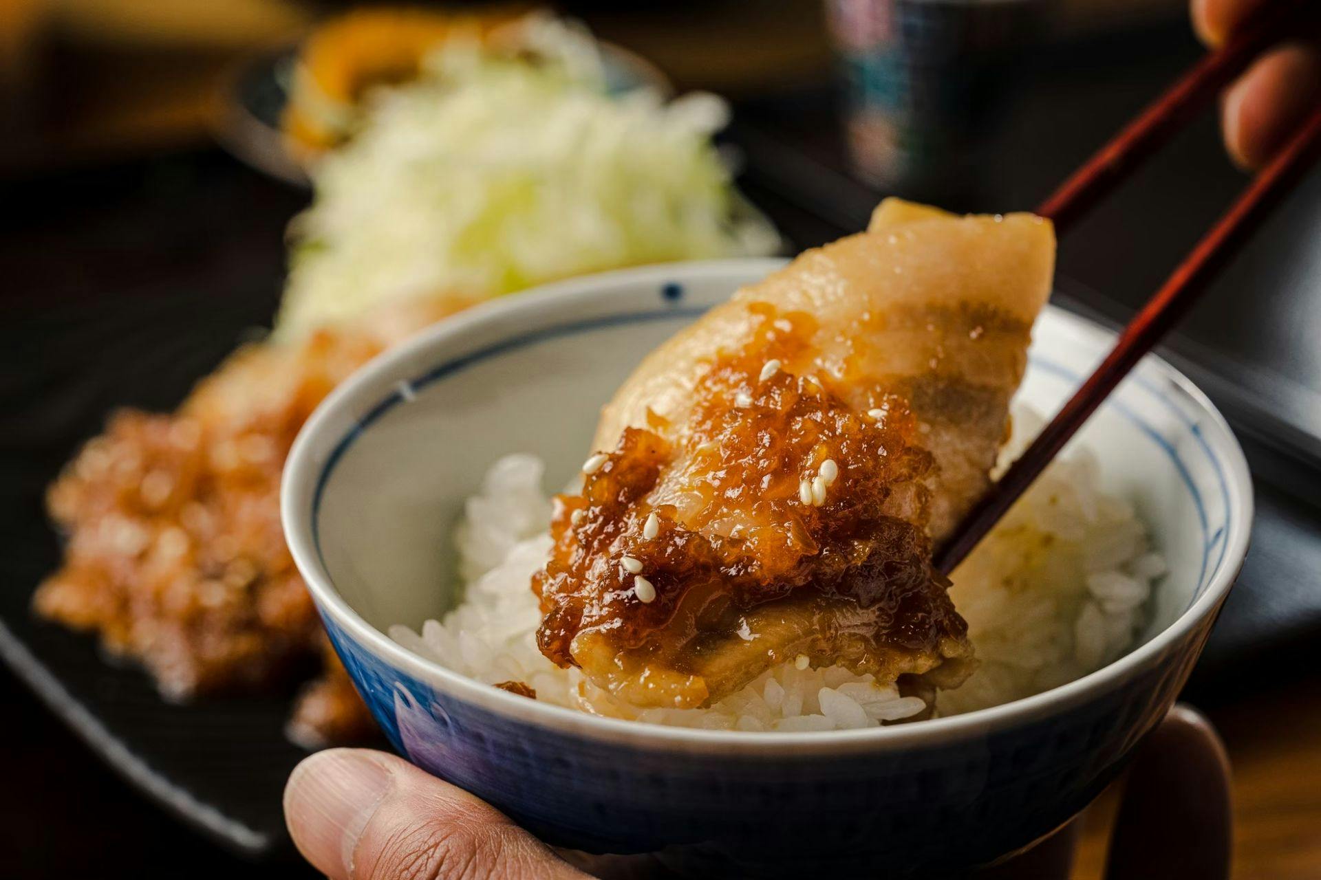 霞町三○一ノ一 (かすみちょうさんまるいちのいち) | Book Now